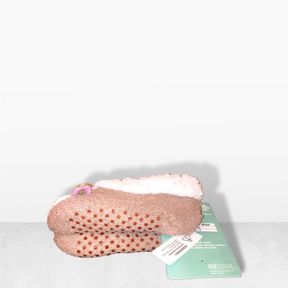 🆕NWT🎁Kids Fuzzy Kitty Slippers - Picture 6 of 15